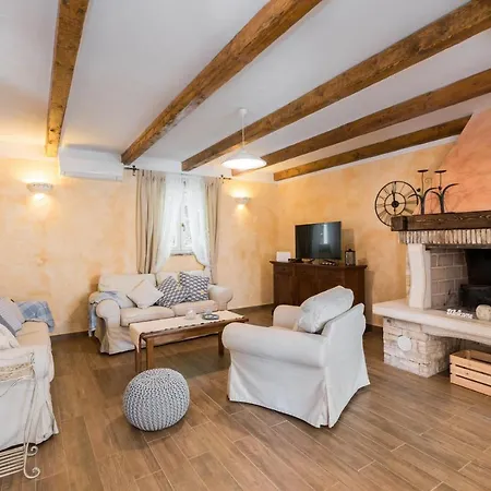 Villa Beautiful Natura With Pool In Labin (Istria)