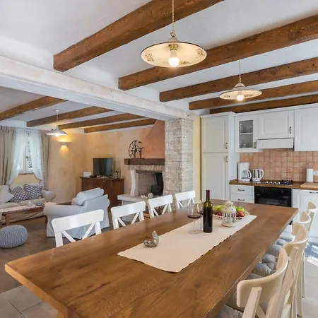 Beautiful Natura With Pool In *