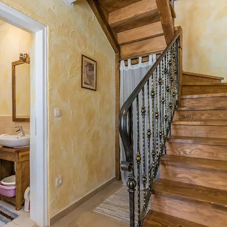 Beautiful Natura With Pool In *