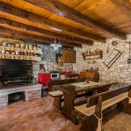 Beautiful Natura With Pool In Villa *