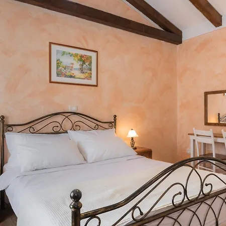 Beautiful Natura With Pool In *