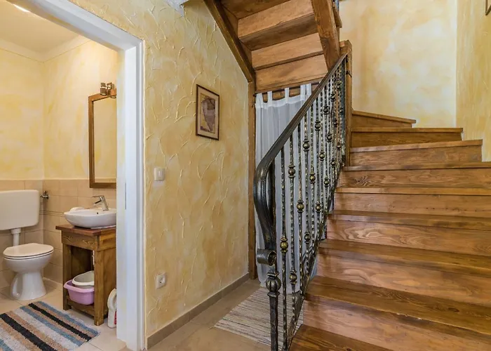 Beautiful Natura With Pool In *