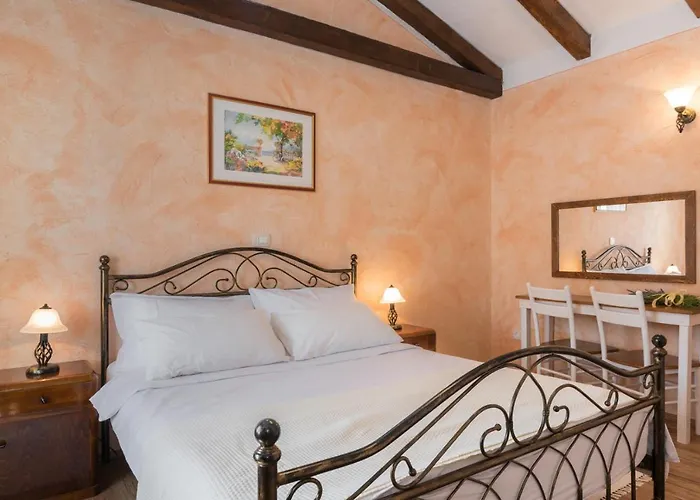 Beautiful Natura With Pool In *